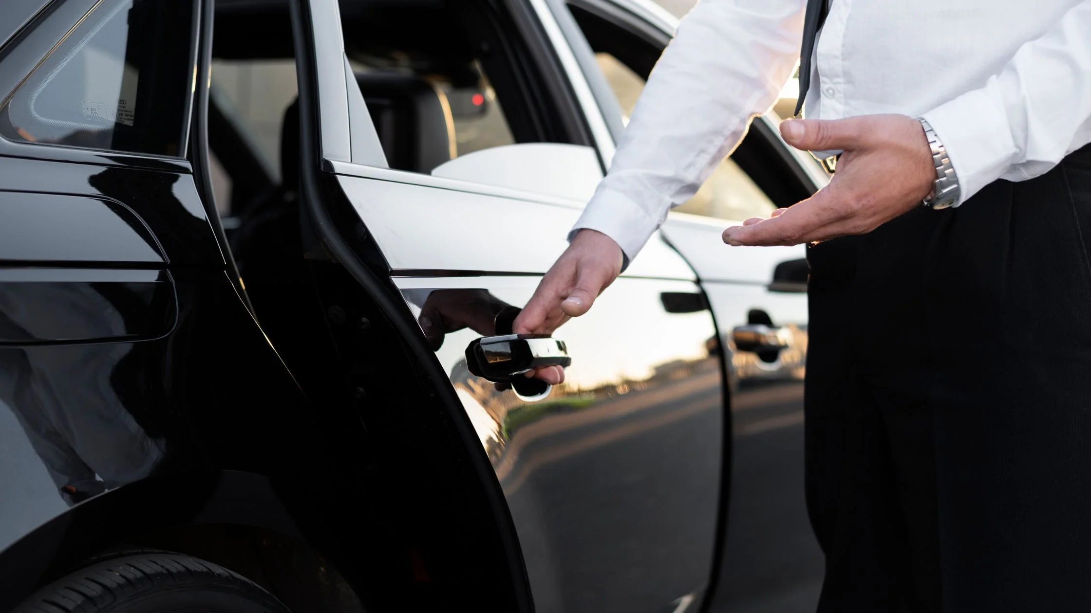 Premium Limousine Service in London: Travel in Style to Must-Visit Destinations