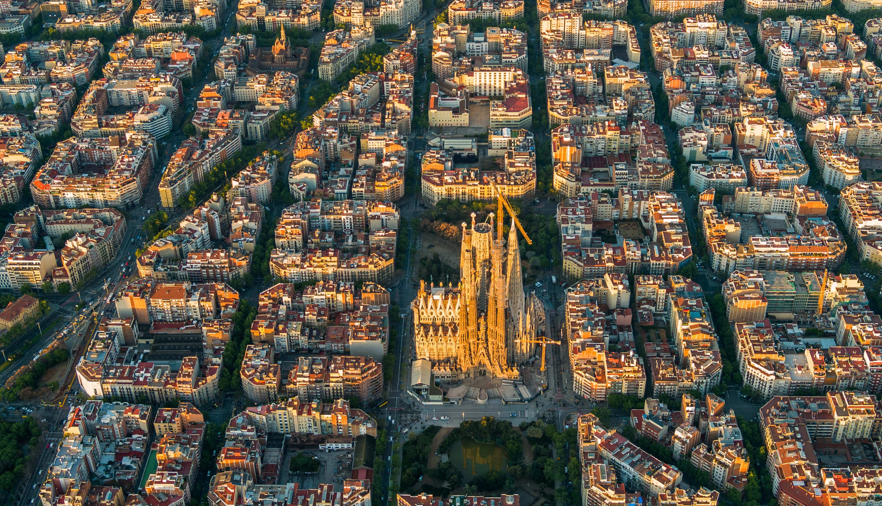 Must-Visit Attractions in Barcelona
