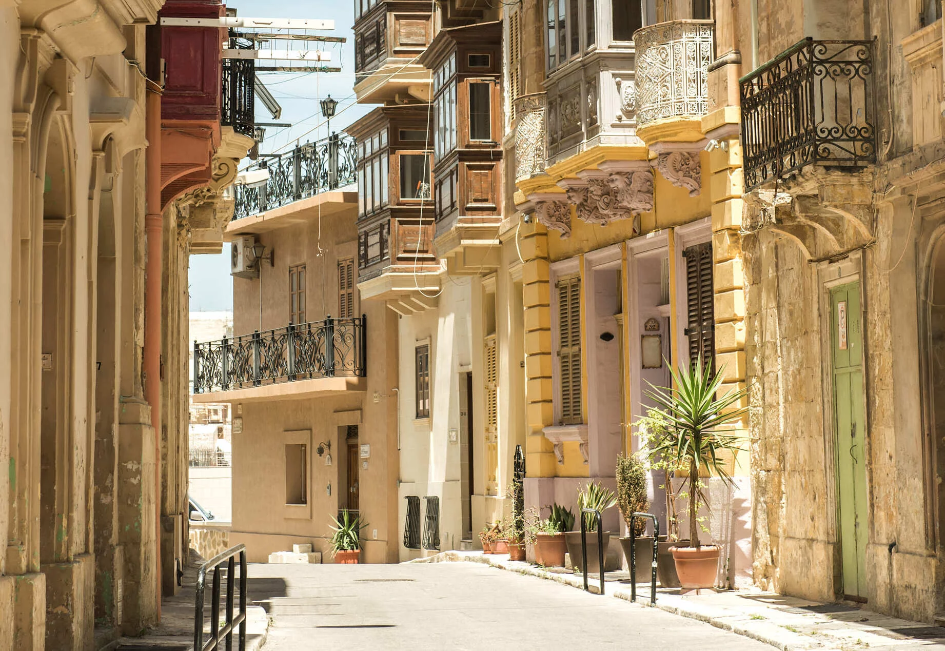 City-to-City Journeys from Valletta