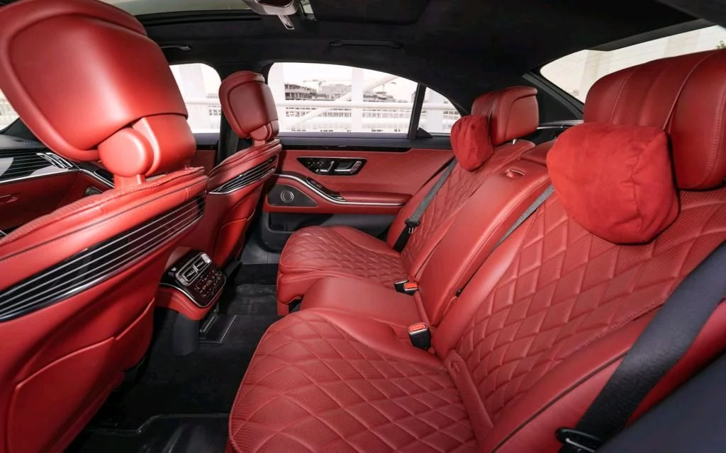 Mercedes-Benz 2024 - Photo 5