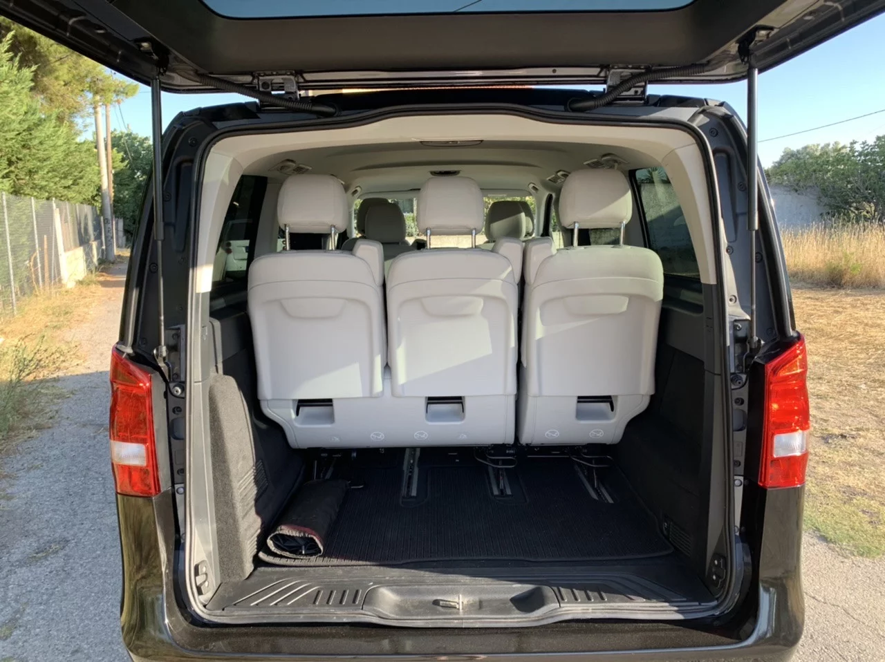 Mercedes-Benz V CLASS 220 2022 - Photo 4