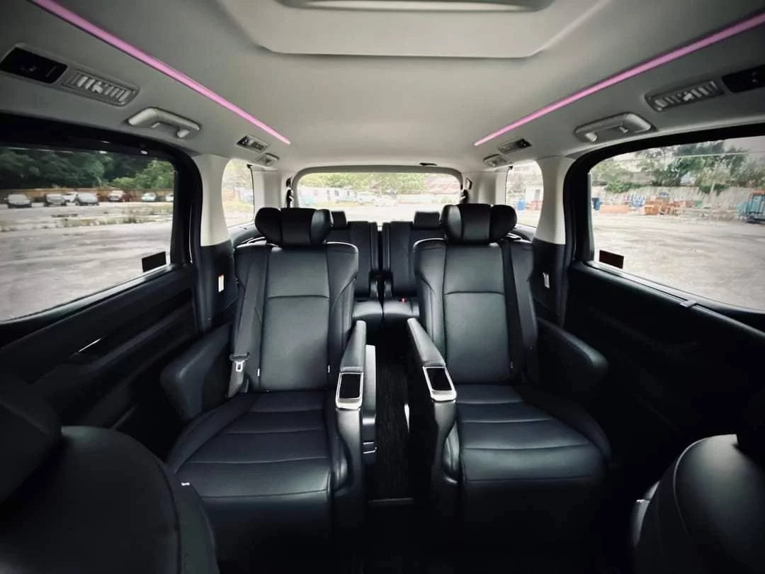 Toyota VELLFIRE 2020 - Photo 4