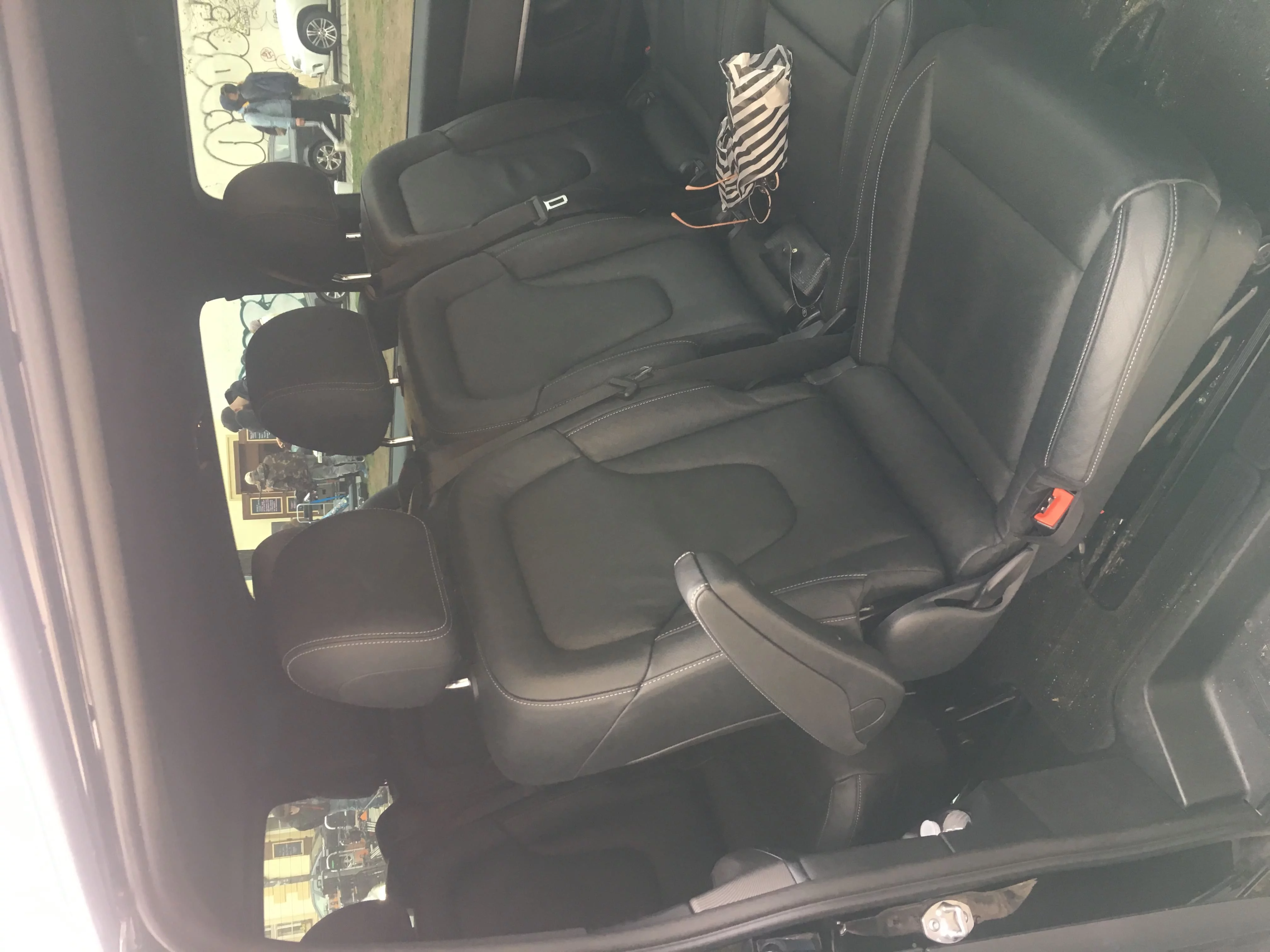 Mercedes-Benz V-class 2020 - Photo 2