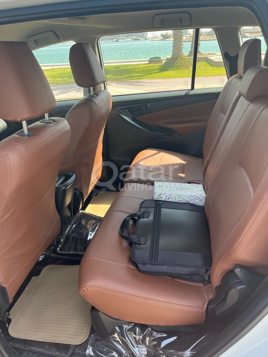 Toyota Innova 2021