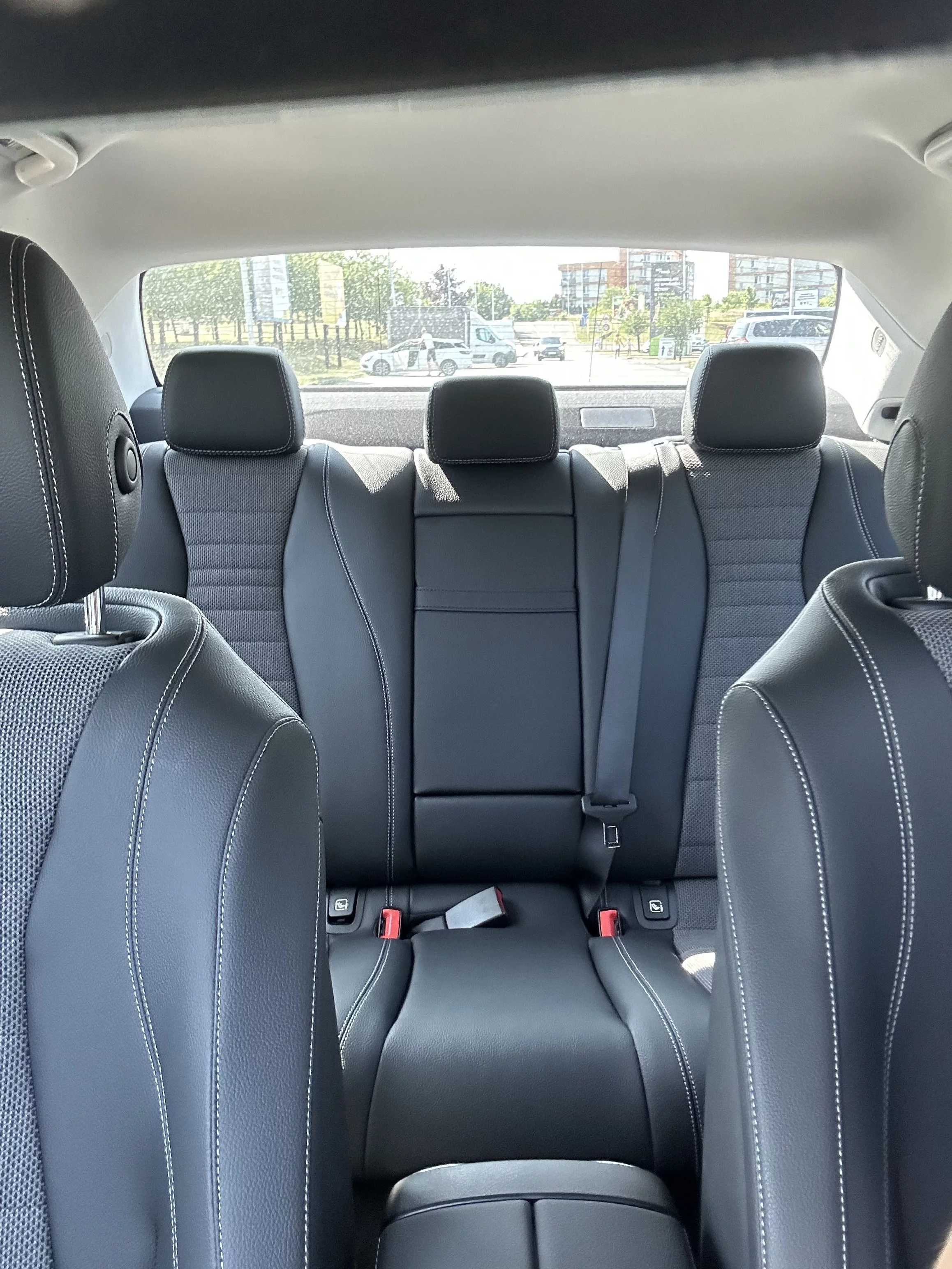 Mercedes-Benz E-class 2020 - Photo 4