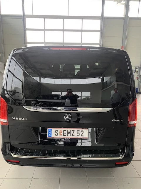 Mercedes-Benz V Class - 250d 2023