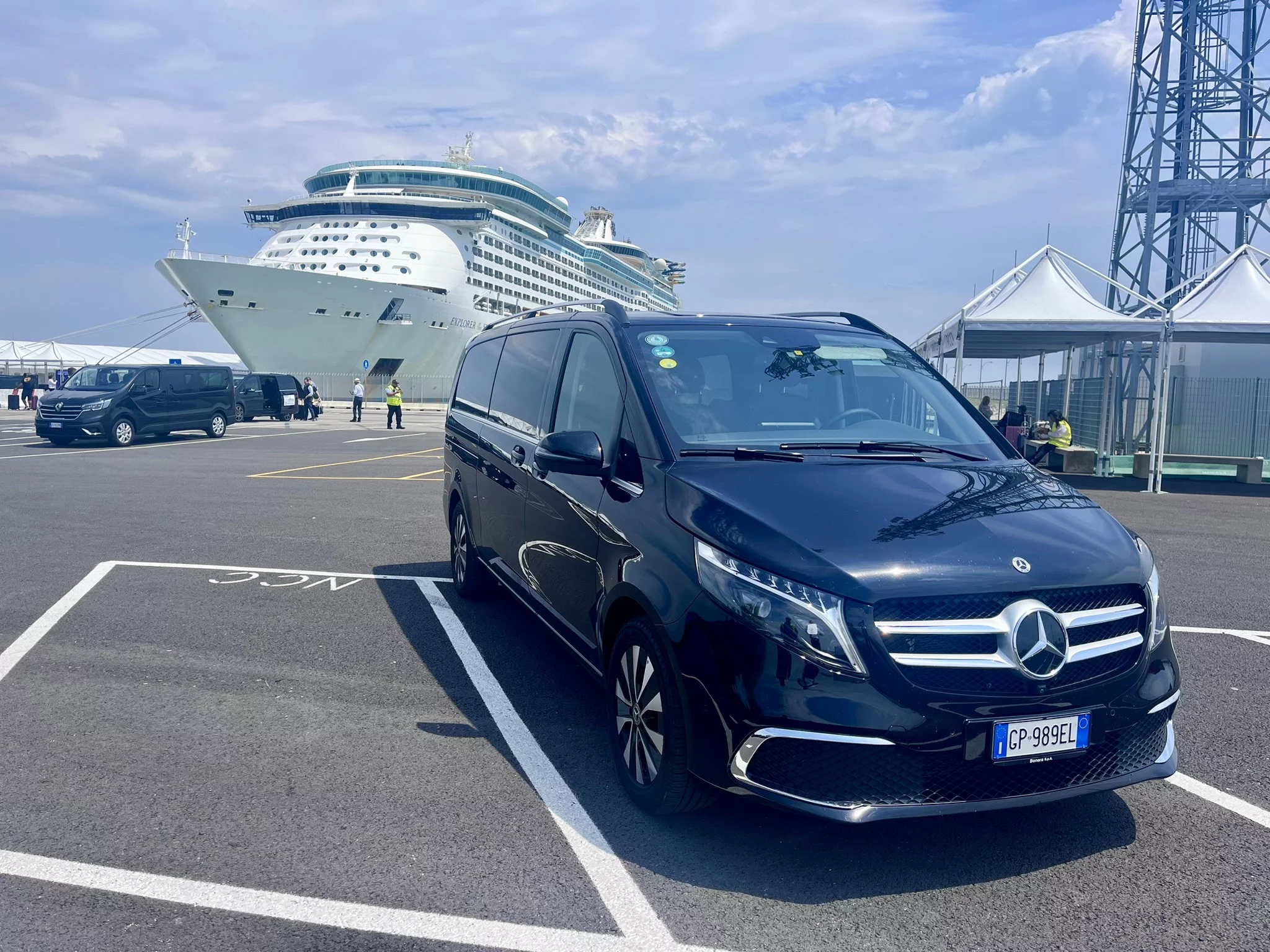 Mercedes-Benz V-class 2024 - Photo 3