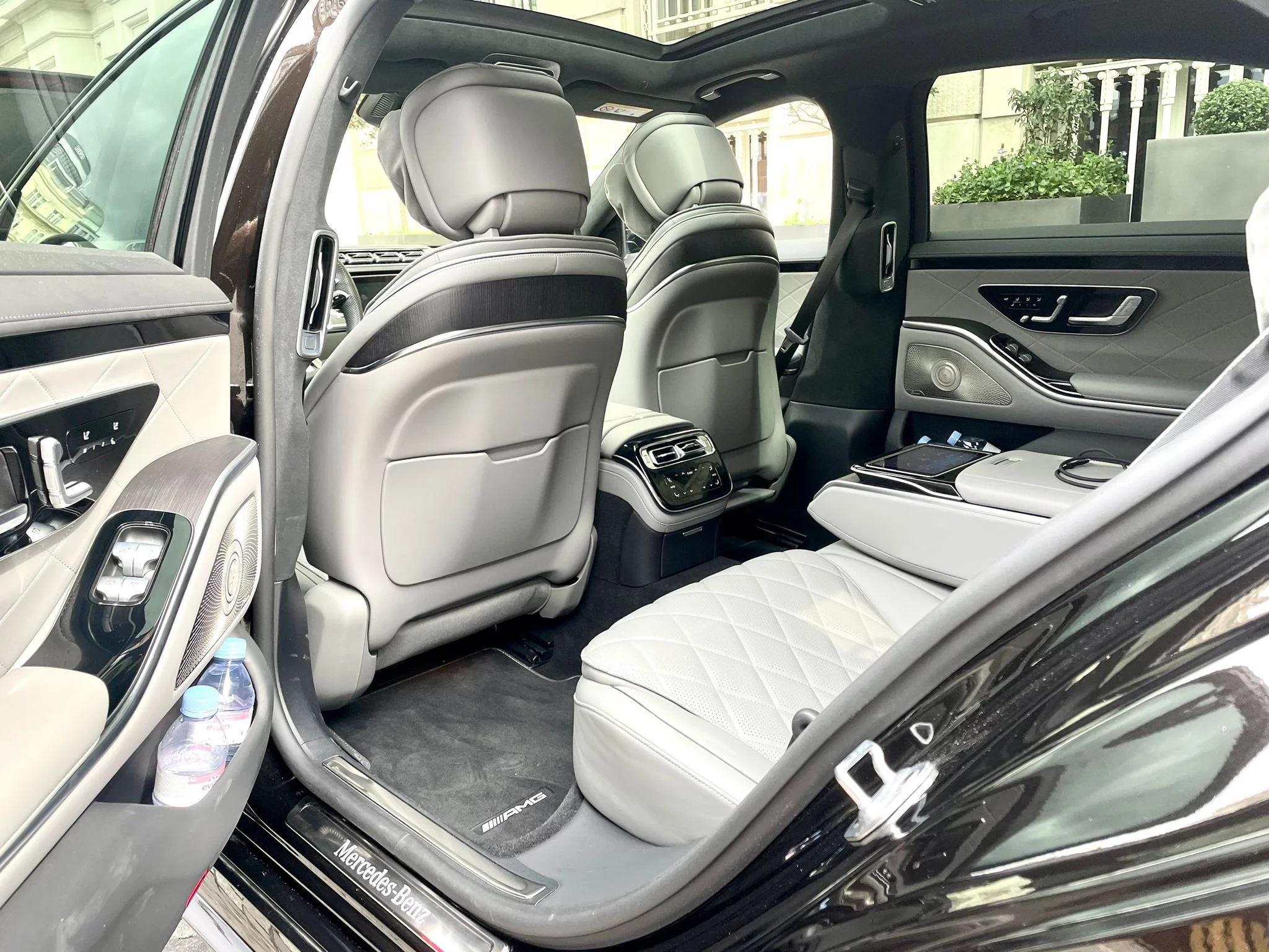 Mercedes-Benz S Class 2025 - Photo 3