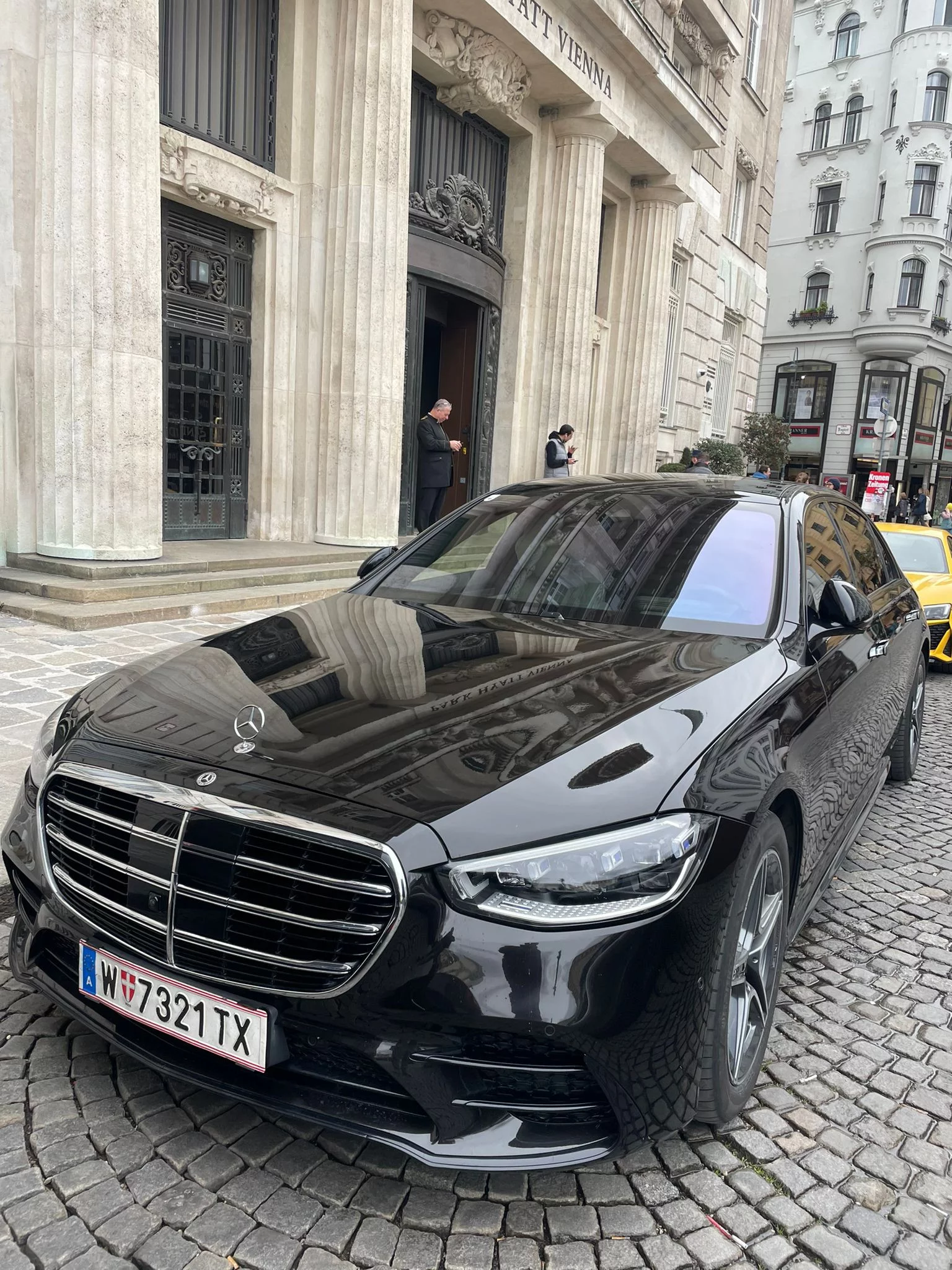 Mercedes-Benz S Class 2025