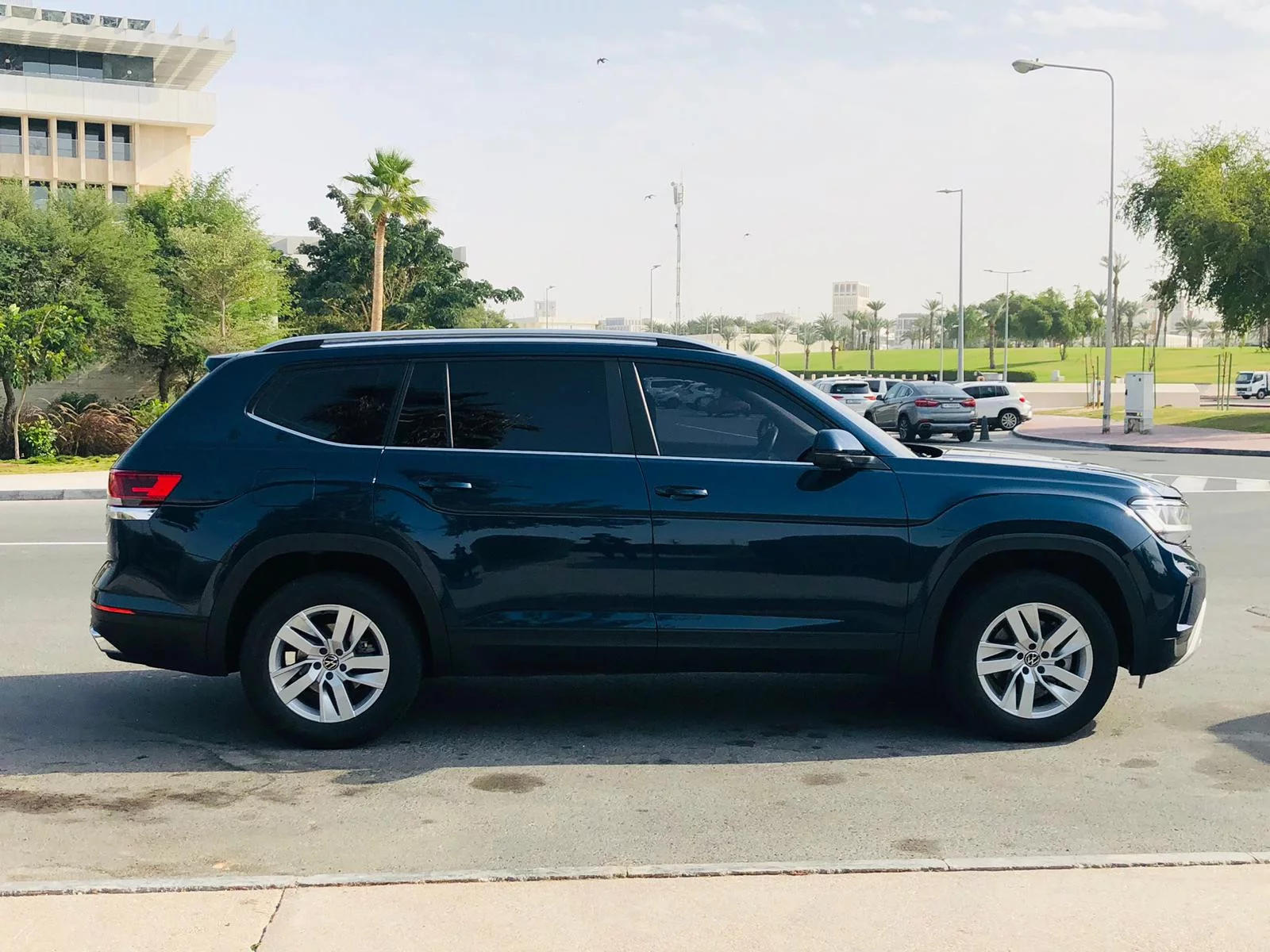 Volkswagen TERRAMONT 2023 - Photo 2