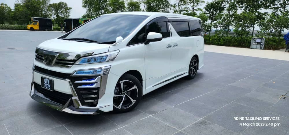 Toyota VELLFIRE 2020 - Photo 2