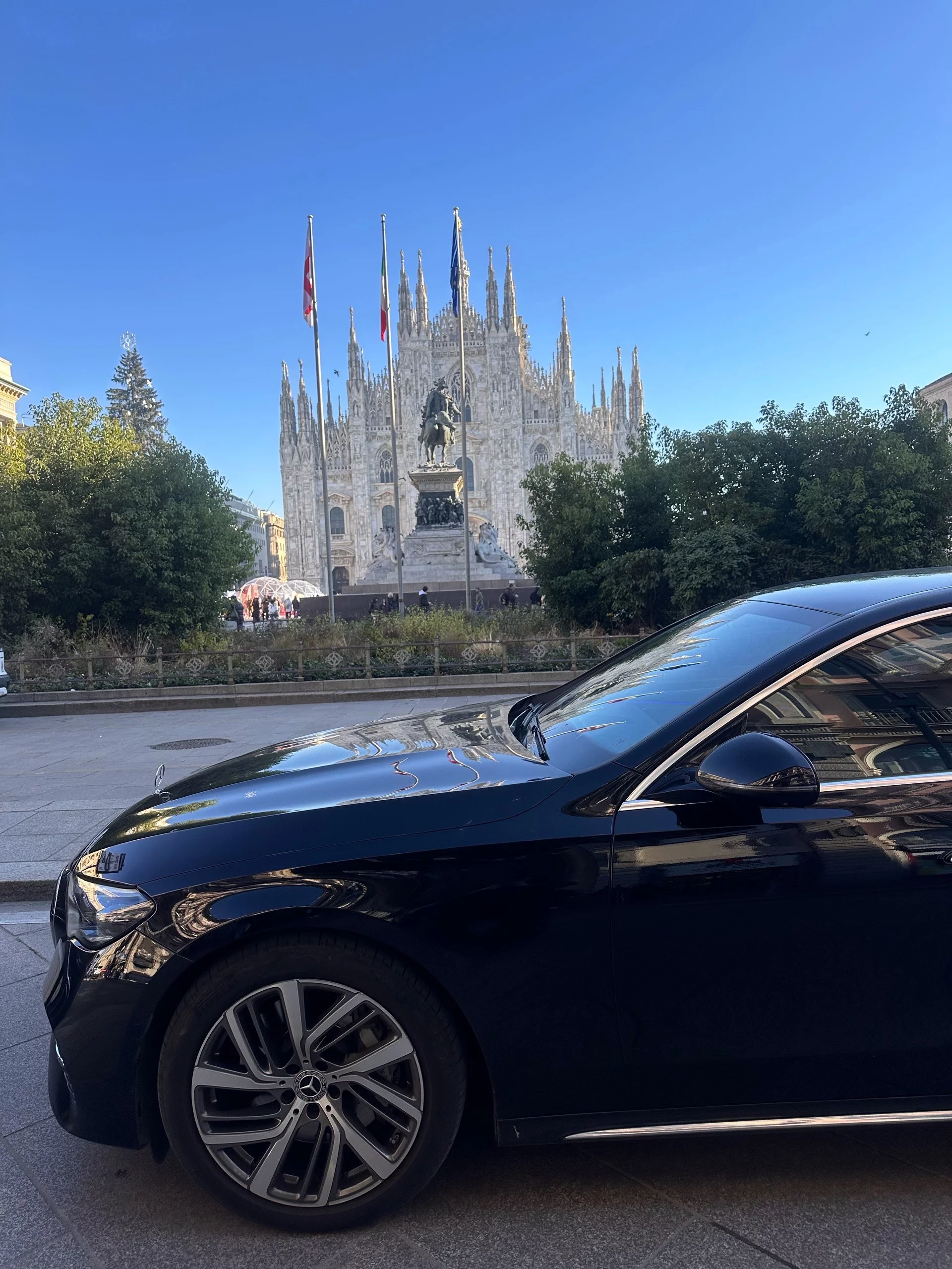 Mercedes-Benz E Class 2025 - Photo 2
