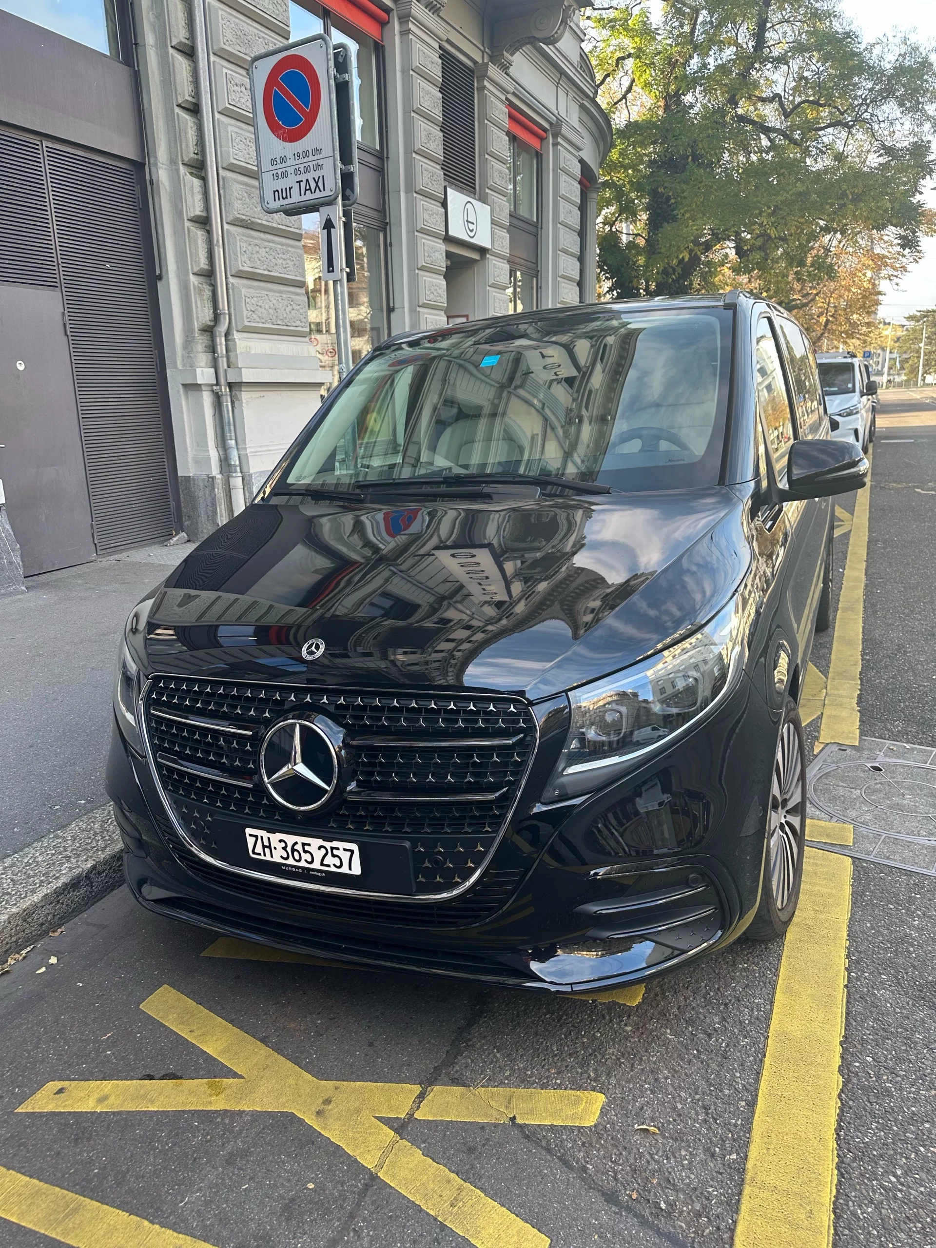Mercedes-Benz V Class 2025