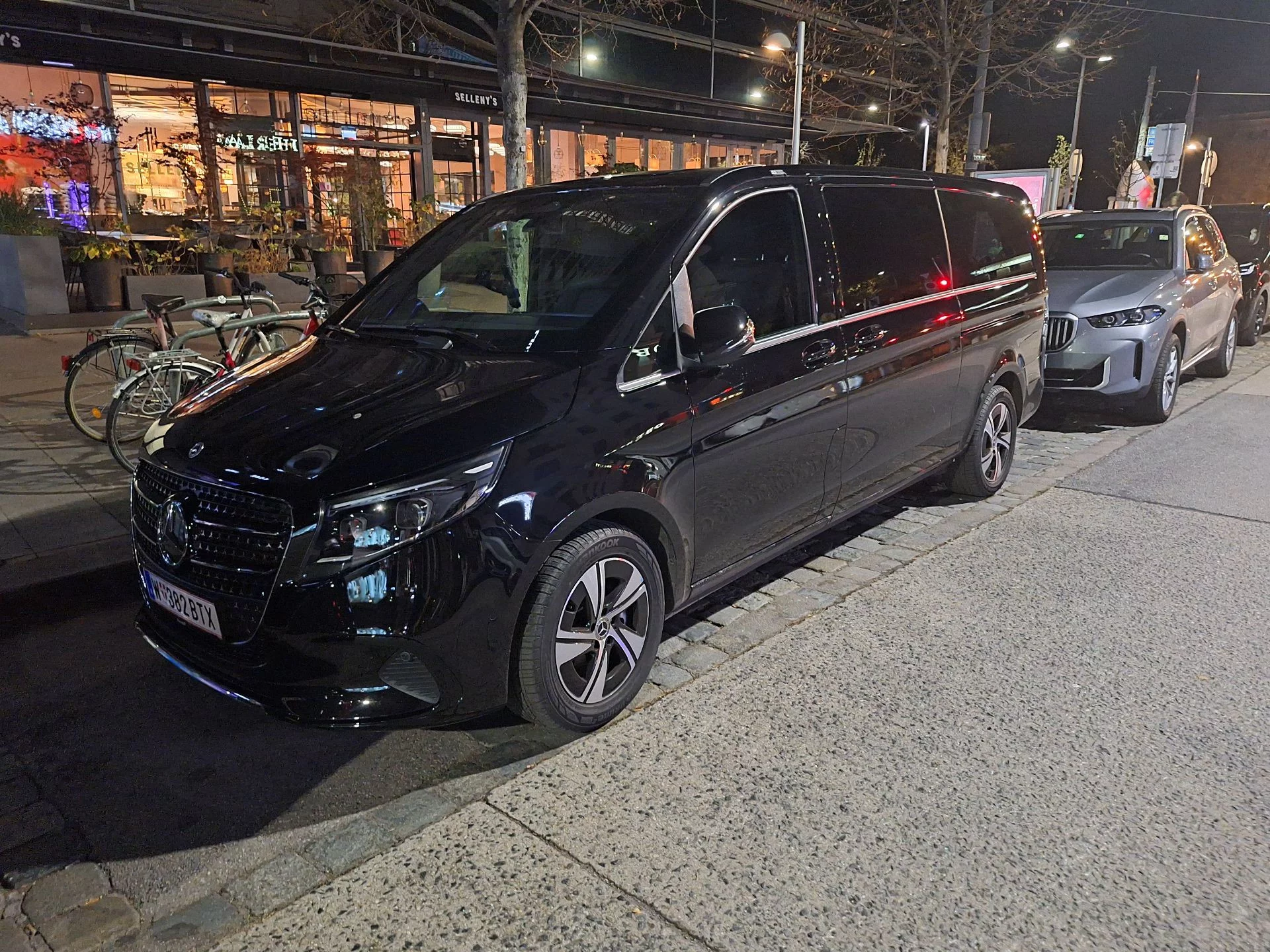Mercedes-Benz V Class 2025 - Photo 3