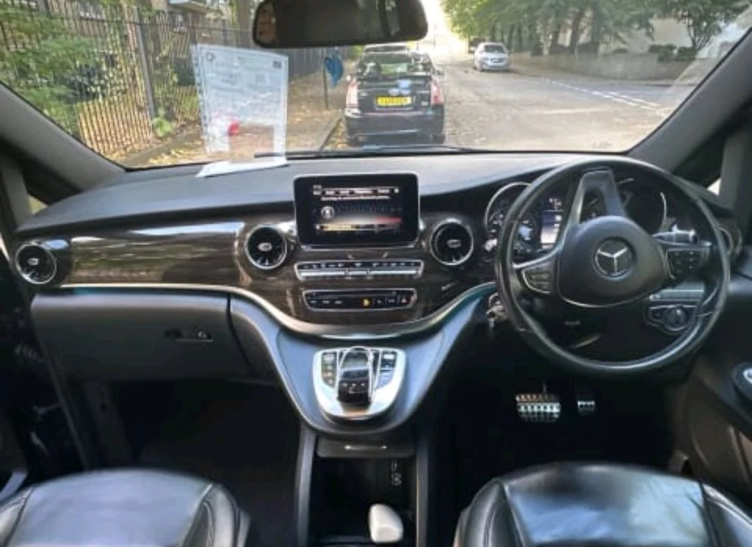 Mercedes-Benz V220 2019 - Photo 3