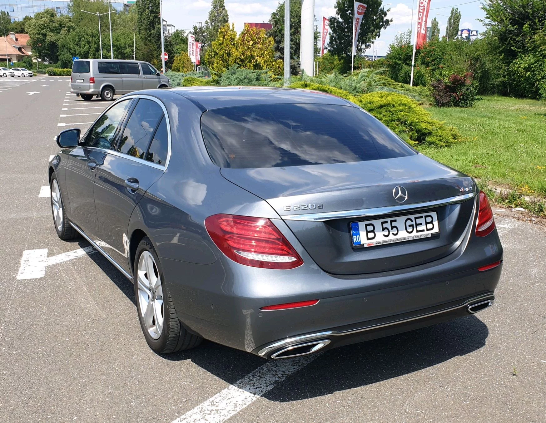 Mercedes-Benz E Class 2018 - Photo 2