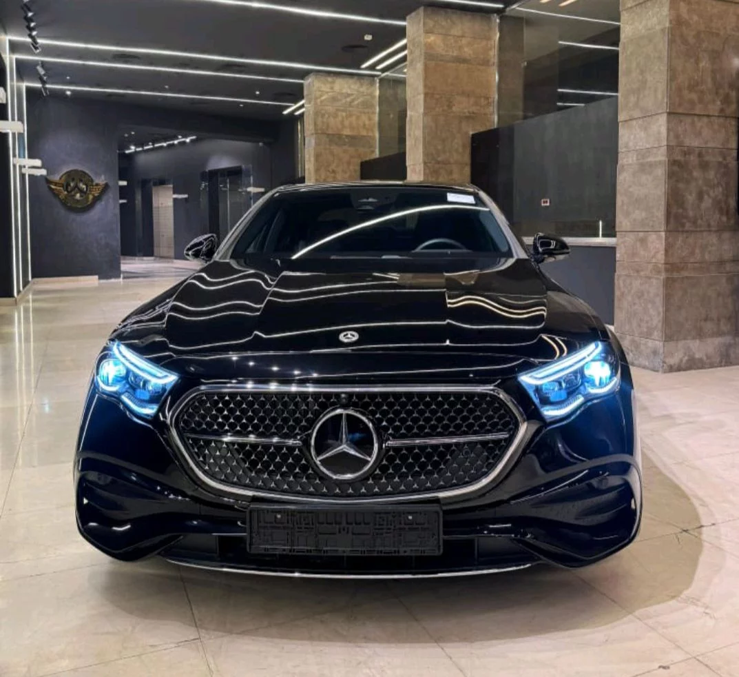 Mercedes-Benz 2024 - Photo 4