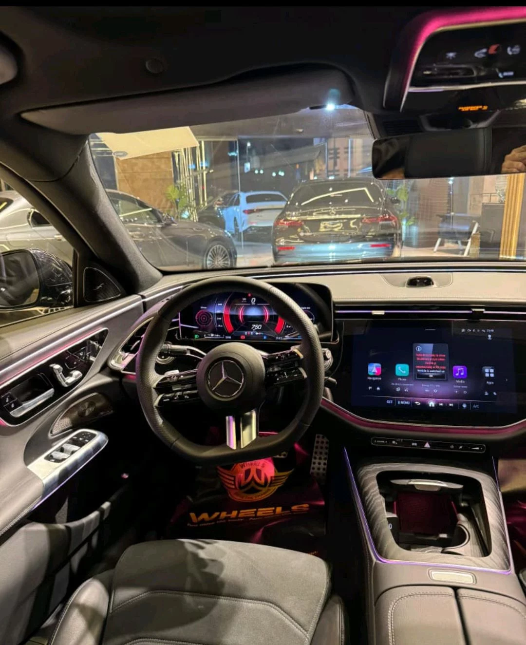 Mercedes-Benz 2024 - Photo 5