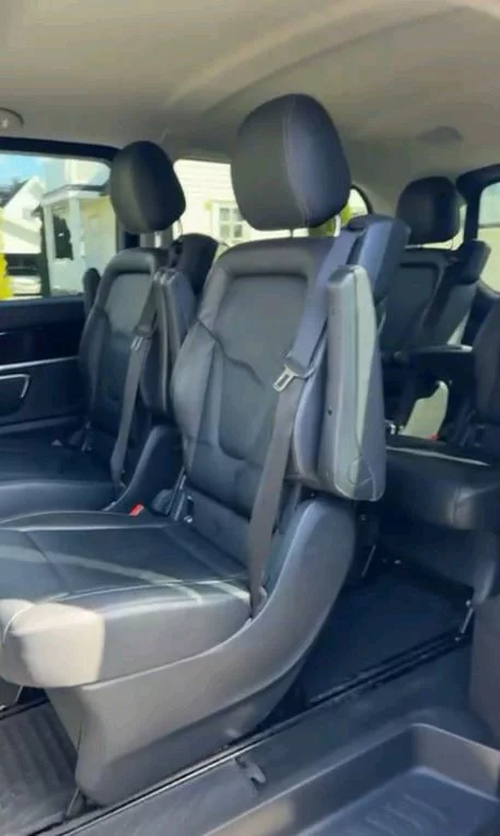 Mercedes-Benz V Class 2025 - Photo 3