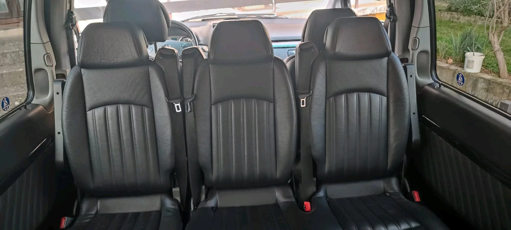 Mercedes-Benz V Class 2019 - Photo 3