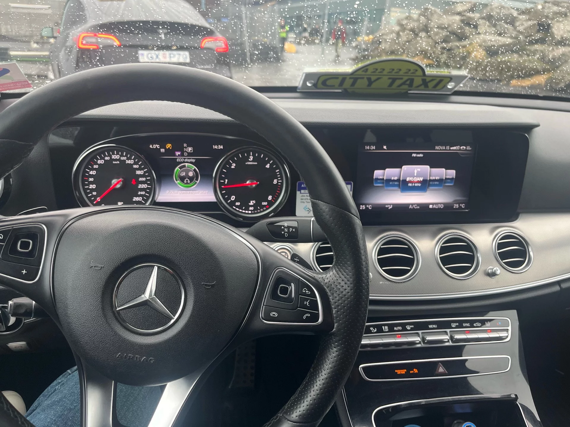 Mercedes-Benz E Class 2019 - Photo 5