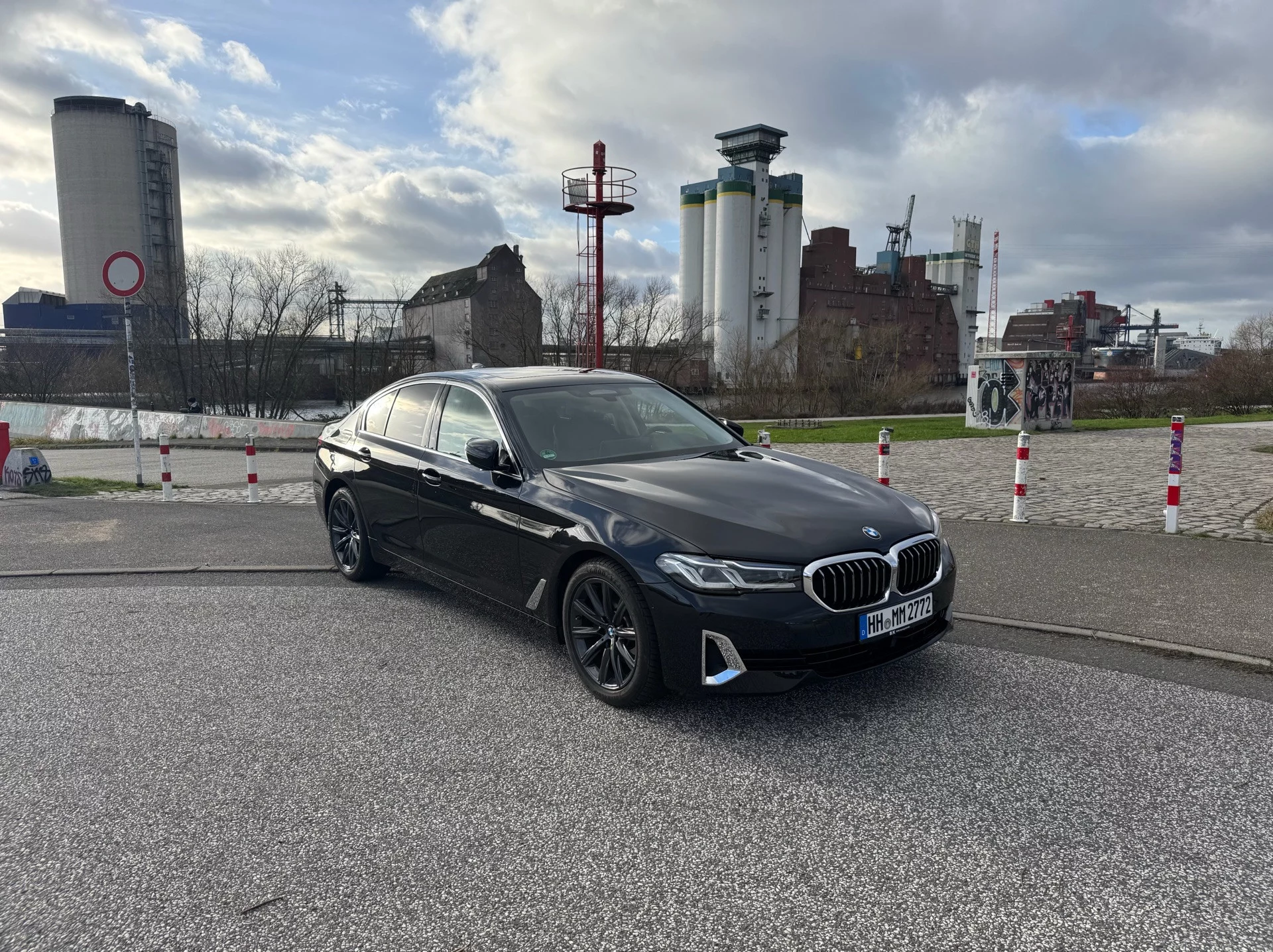 BMW 5 Series Luxury 2023