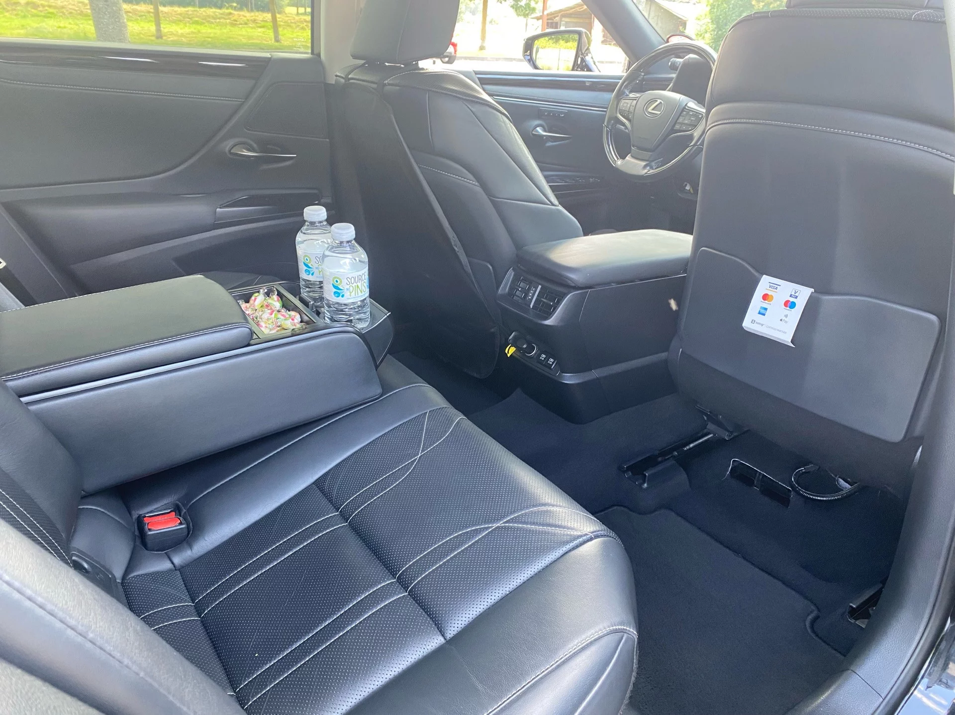 Lexus E 2020 - Photo 5
