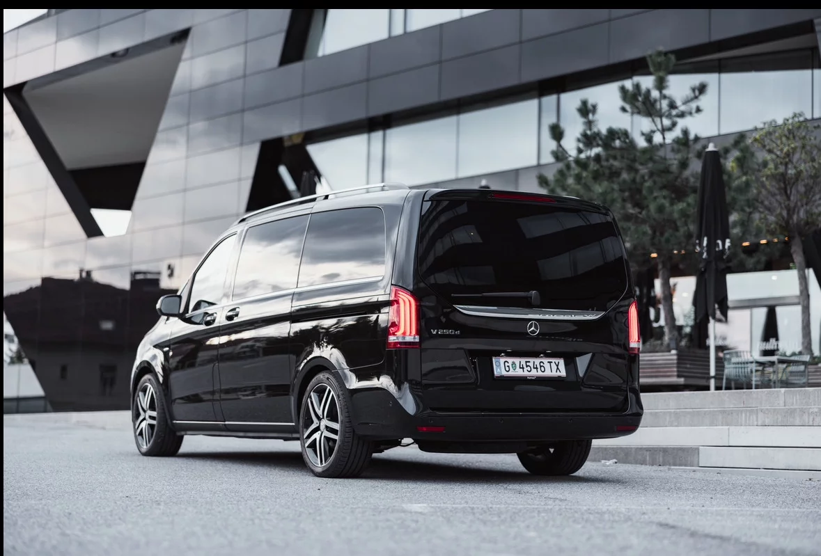 Mercedes-Benz V Class 2018 - Photo 4