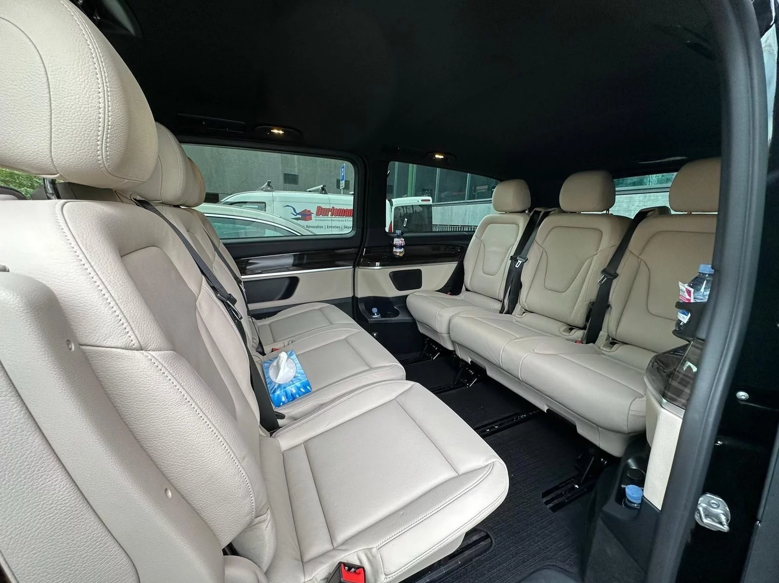 Mercedes-Benz V Class 2023 - Photo 5