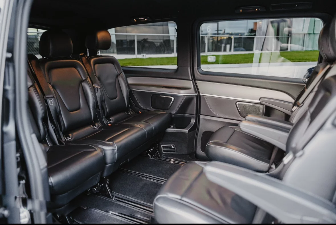 Mercedes-Benz V Class 2018 - Photo 5
