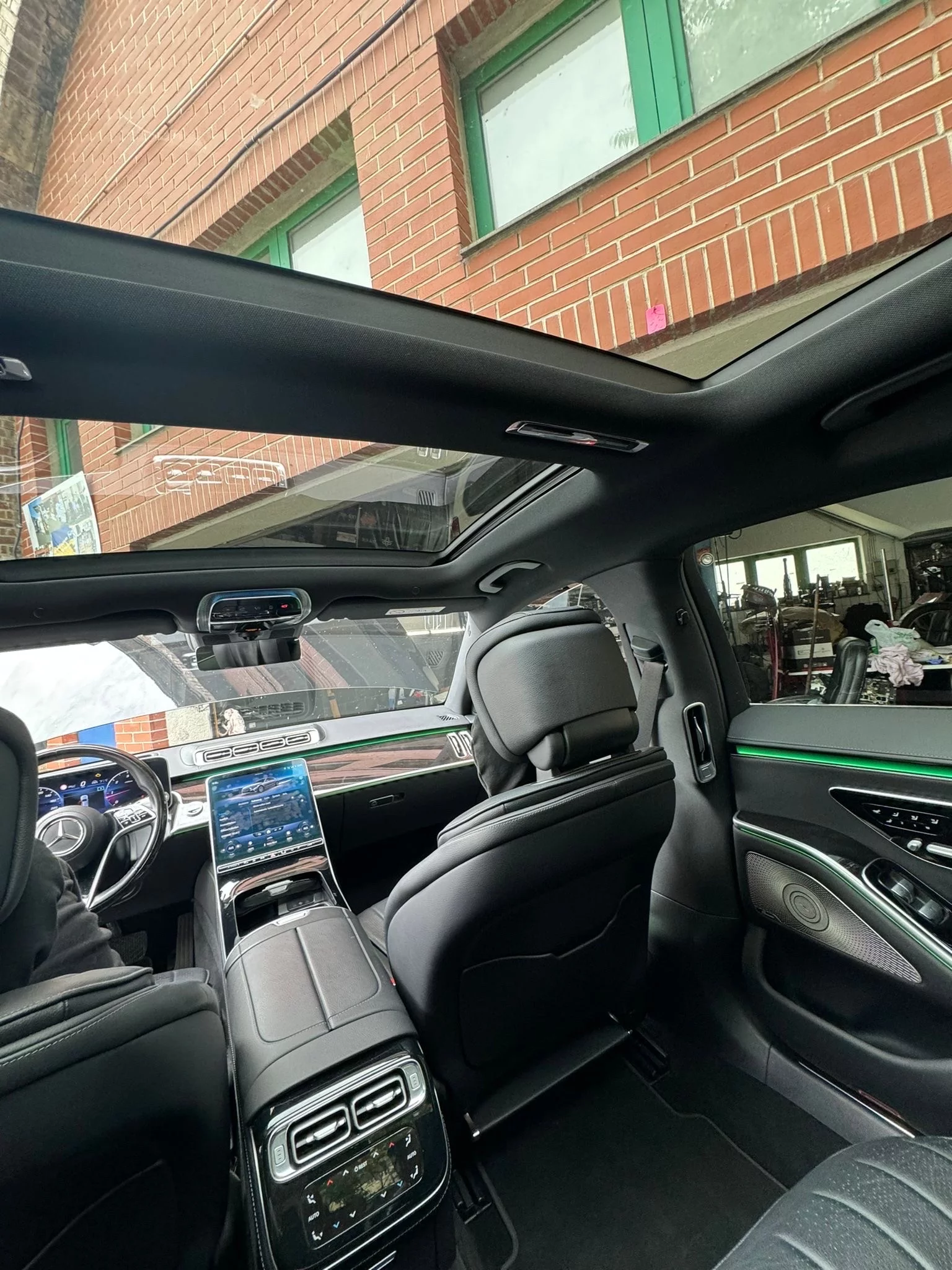 Mercedes-Benz S Class 2023 - Photo 2