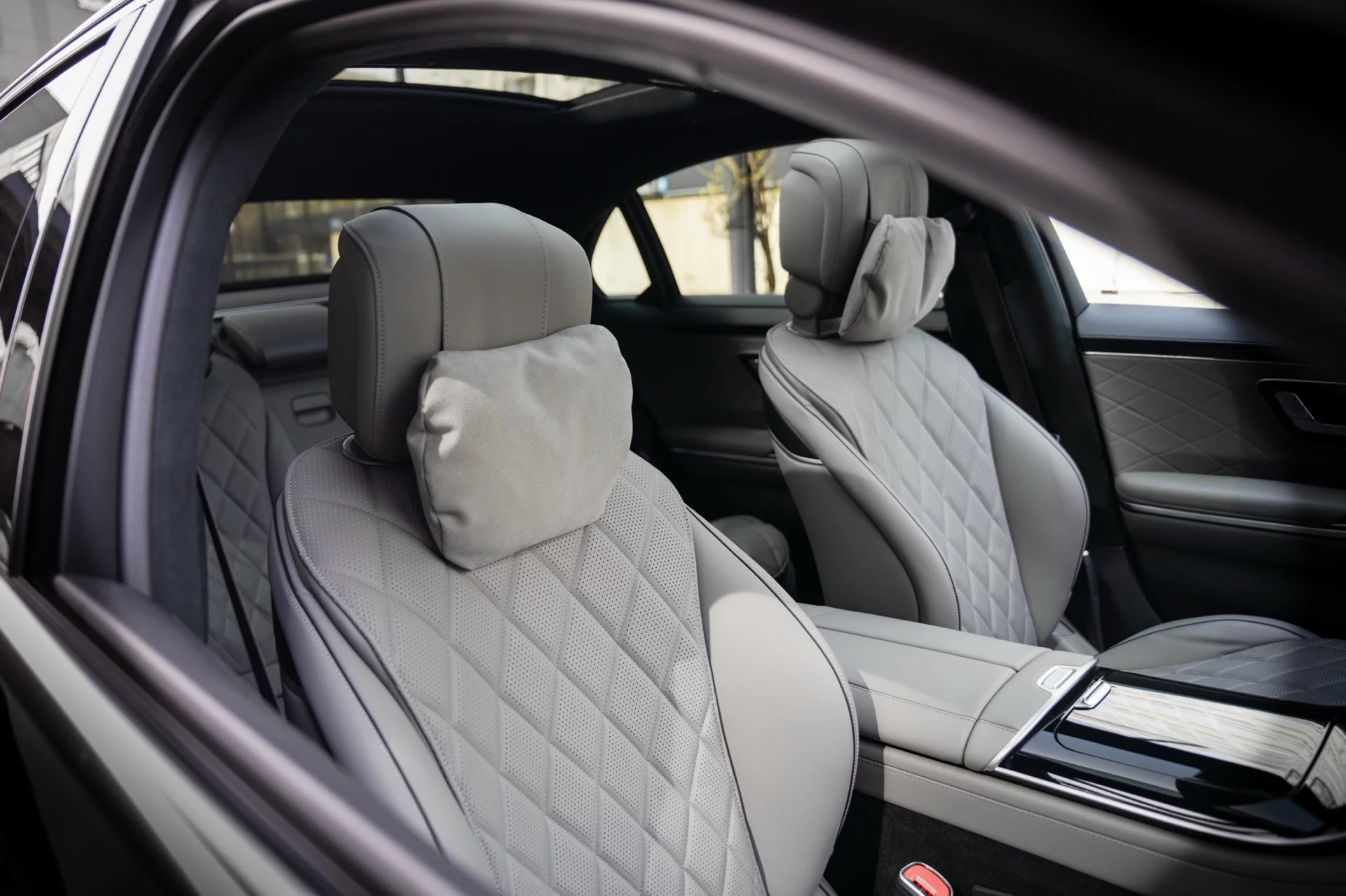 Mercedes-Benz S Class 2024 - Photo 5