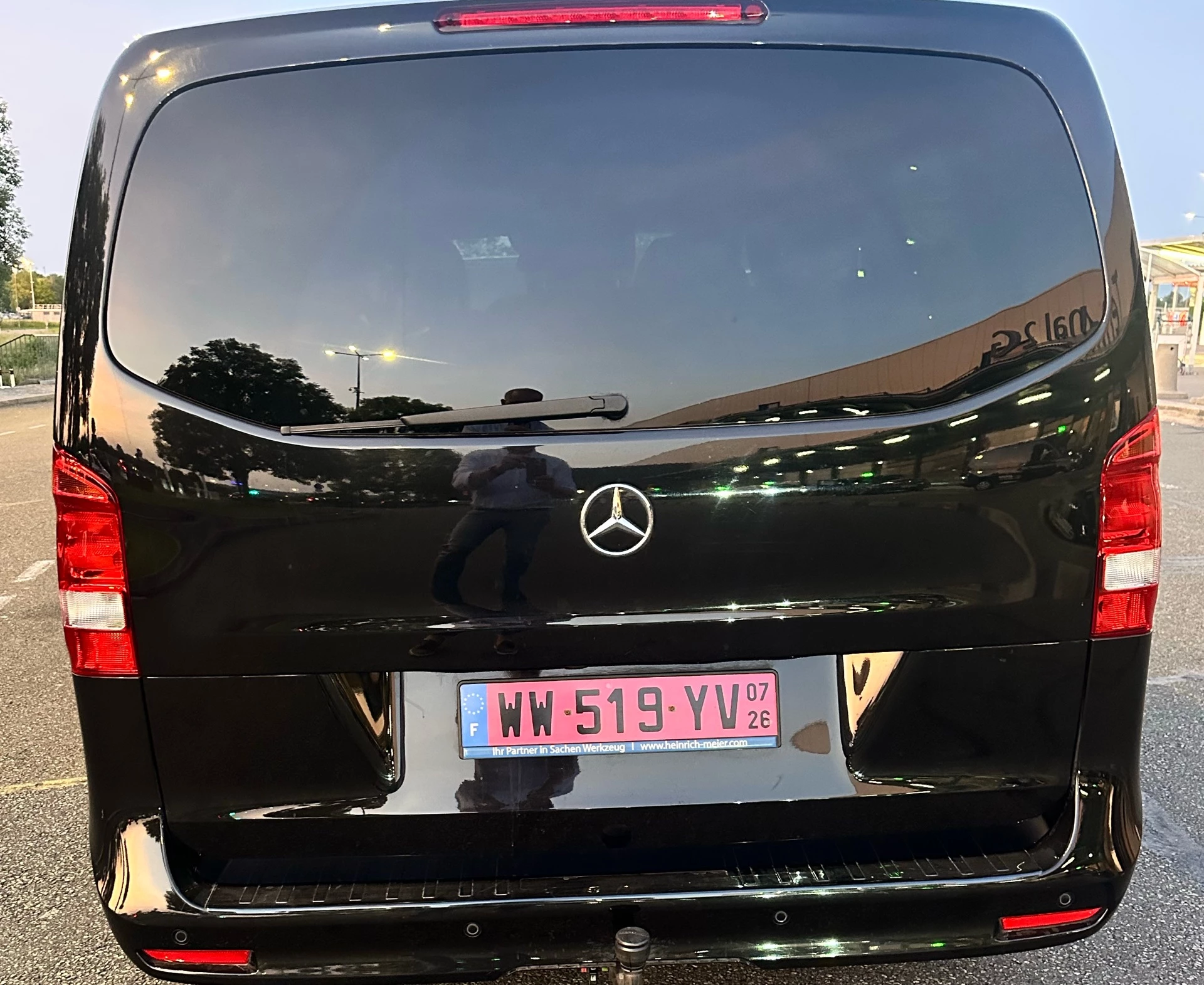 Mercedes-Benz v 2023 - Photo 4