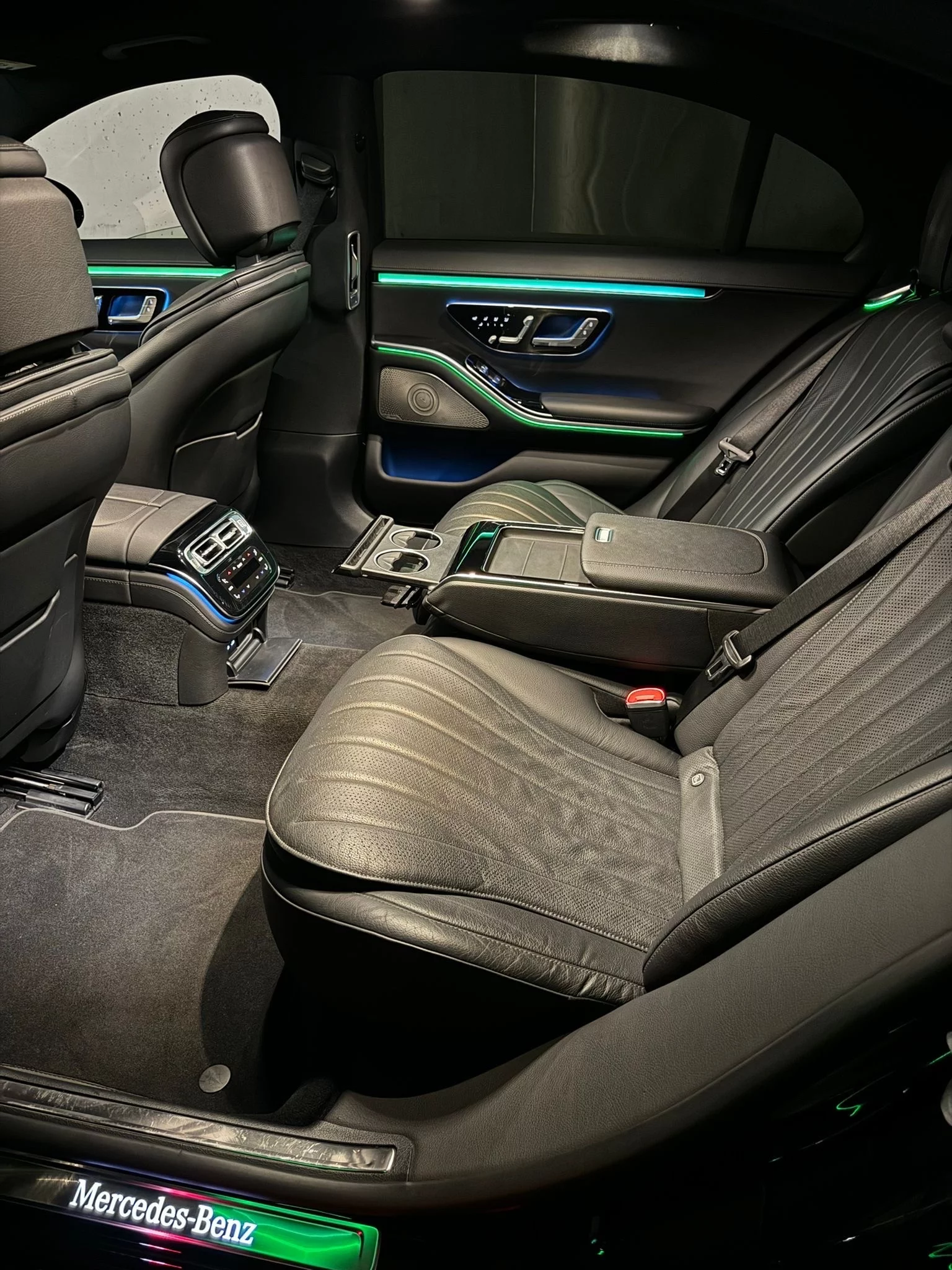 Mercedes-Benz S Class 2023 - Photo 3
