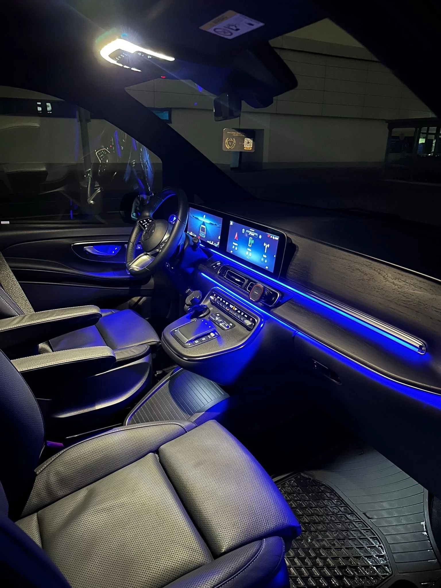 Mercedes-Benz v 2024 - Photo 2