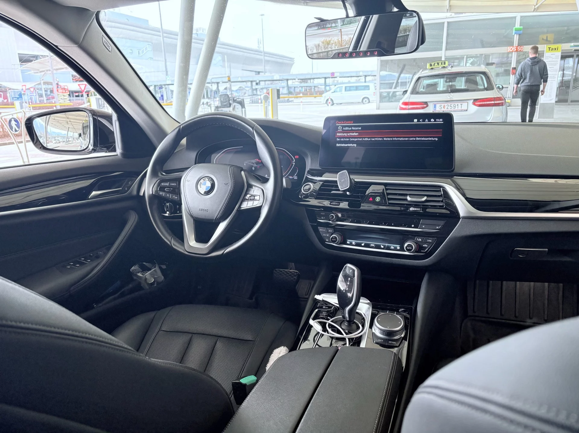 BMW 5 Series 2021 - Photo 5