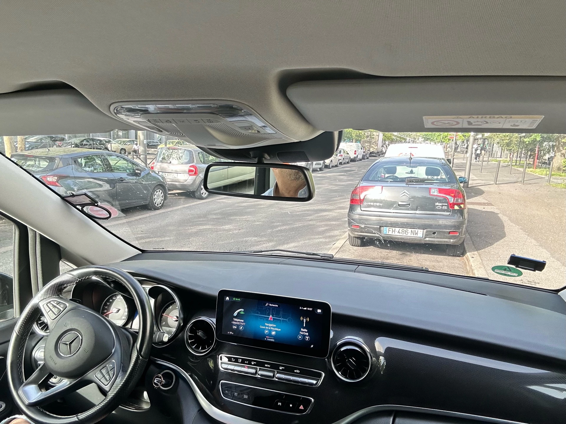 Mercedes-Benz v 2023 - Photo 5
