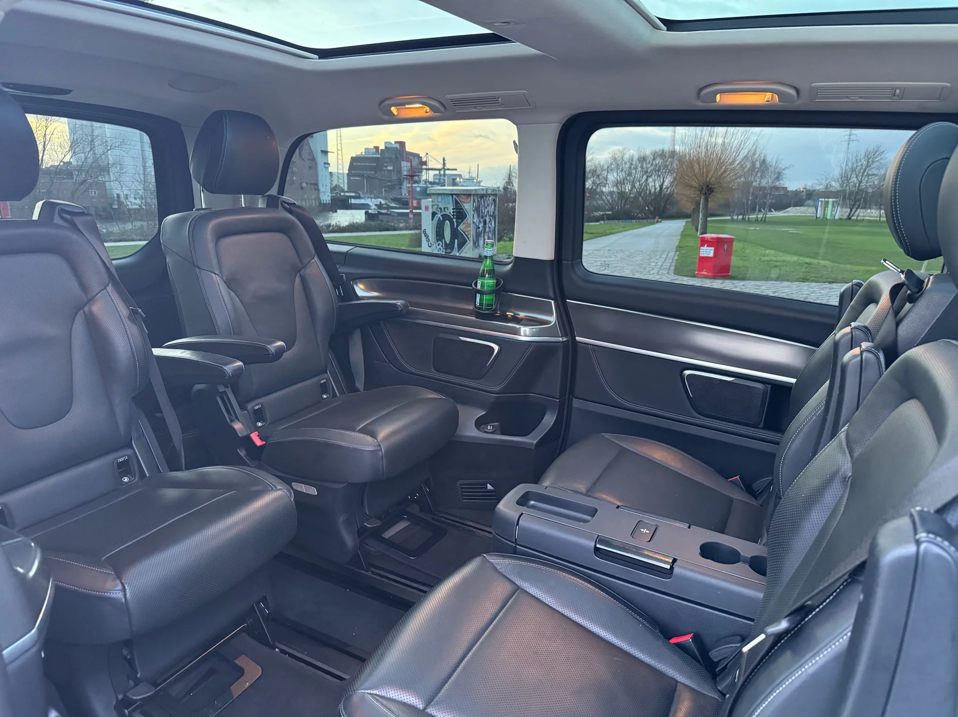Mercedes-Benz V Class 2020 - Photo 3