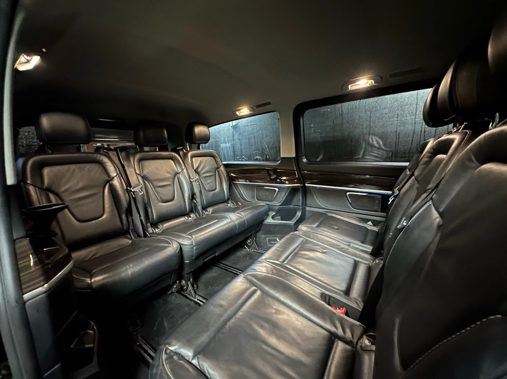 Mercedes-Benz v25 2015 - Photo 3