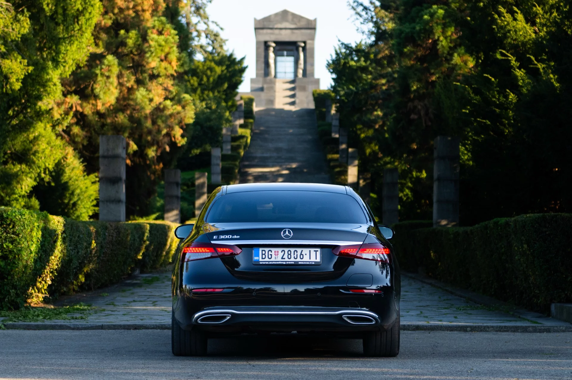 Mercedes-Benz E Class 2022 - Photo 2