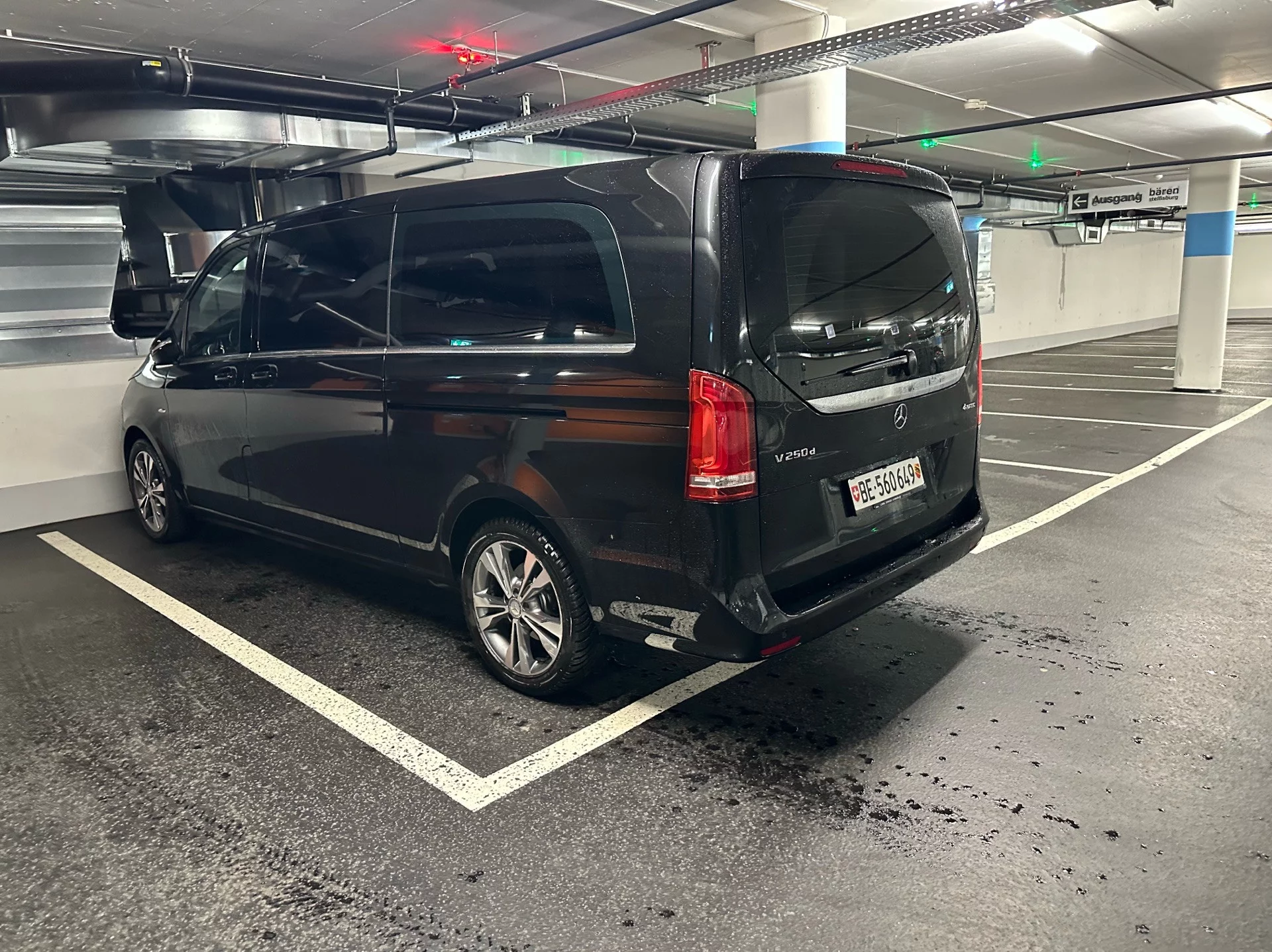 Mercedes-Benz v25 2015