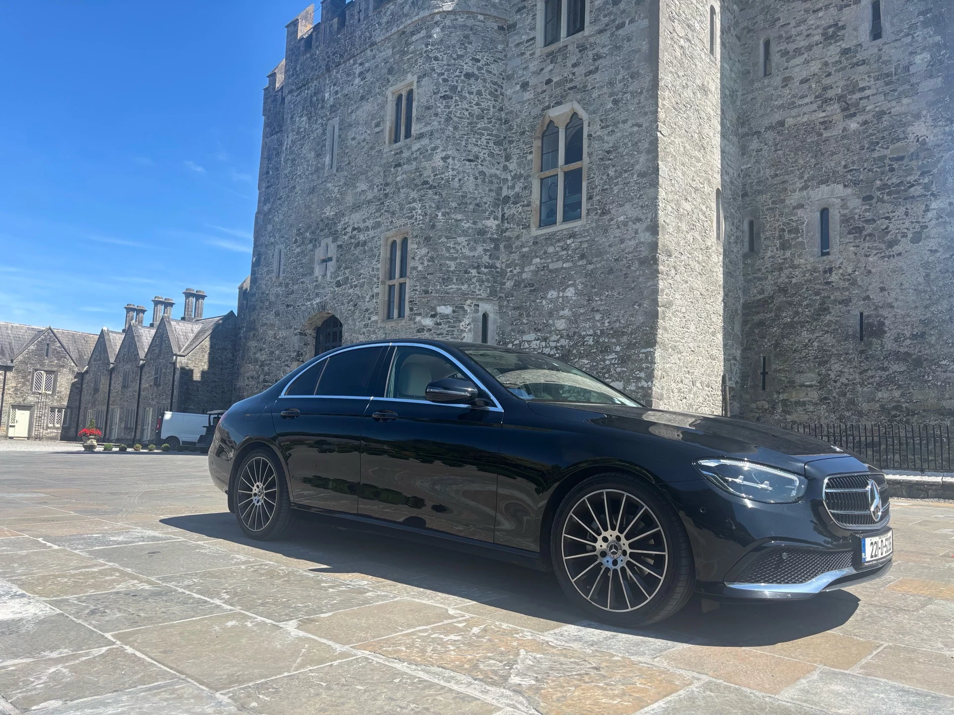Mercedes-Benz E Class 2022 - Photo 2