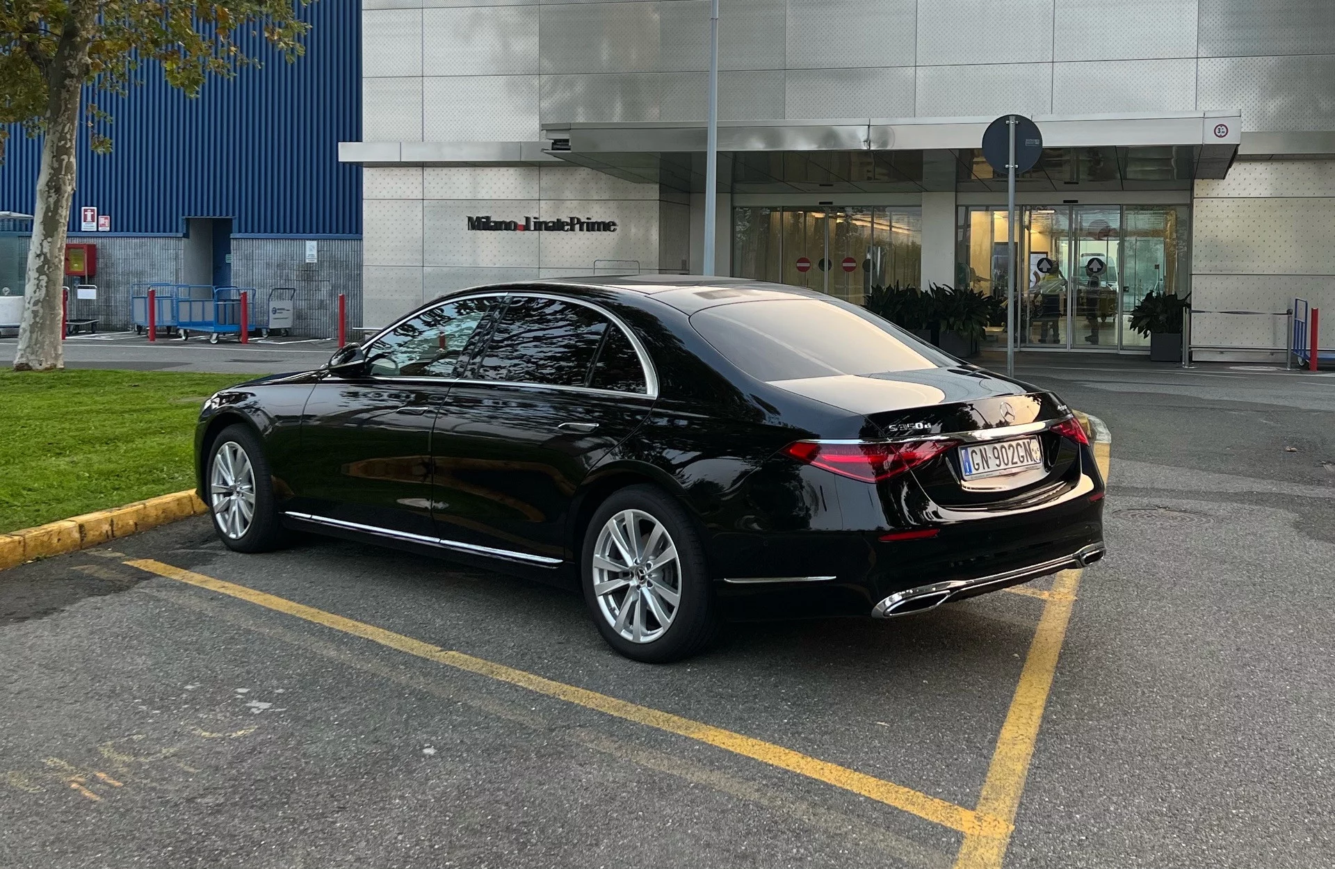 Mercedes-Benz S Class Long 2025 - Photo 2