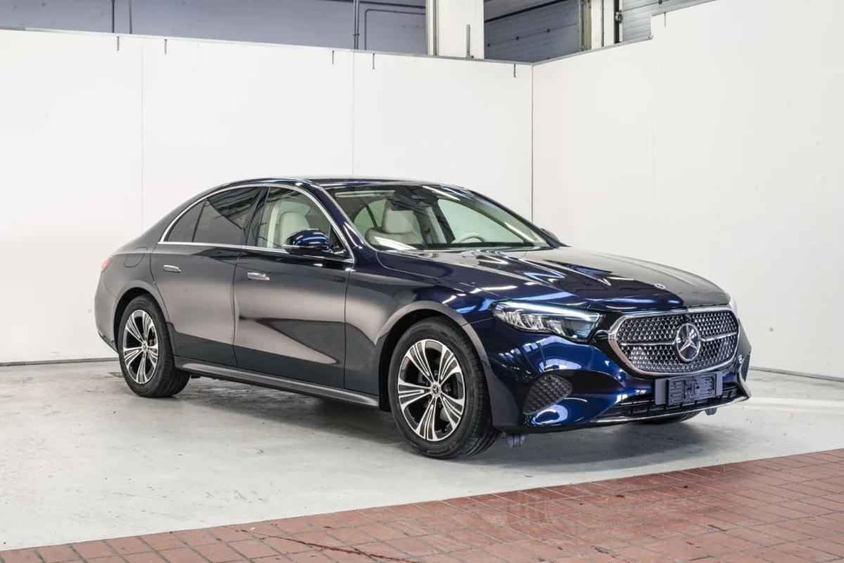 Mercedes-AMG Class E 2024 - Photo 2