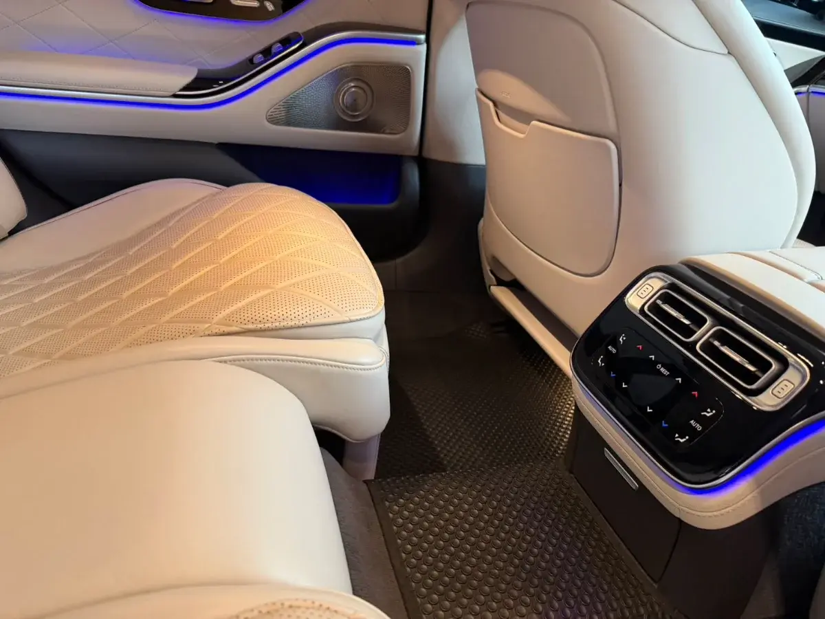 Mercedes-AMG Class E 2024 - Photo 2