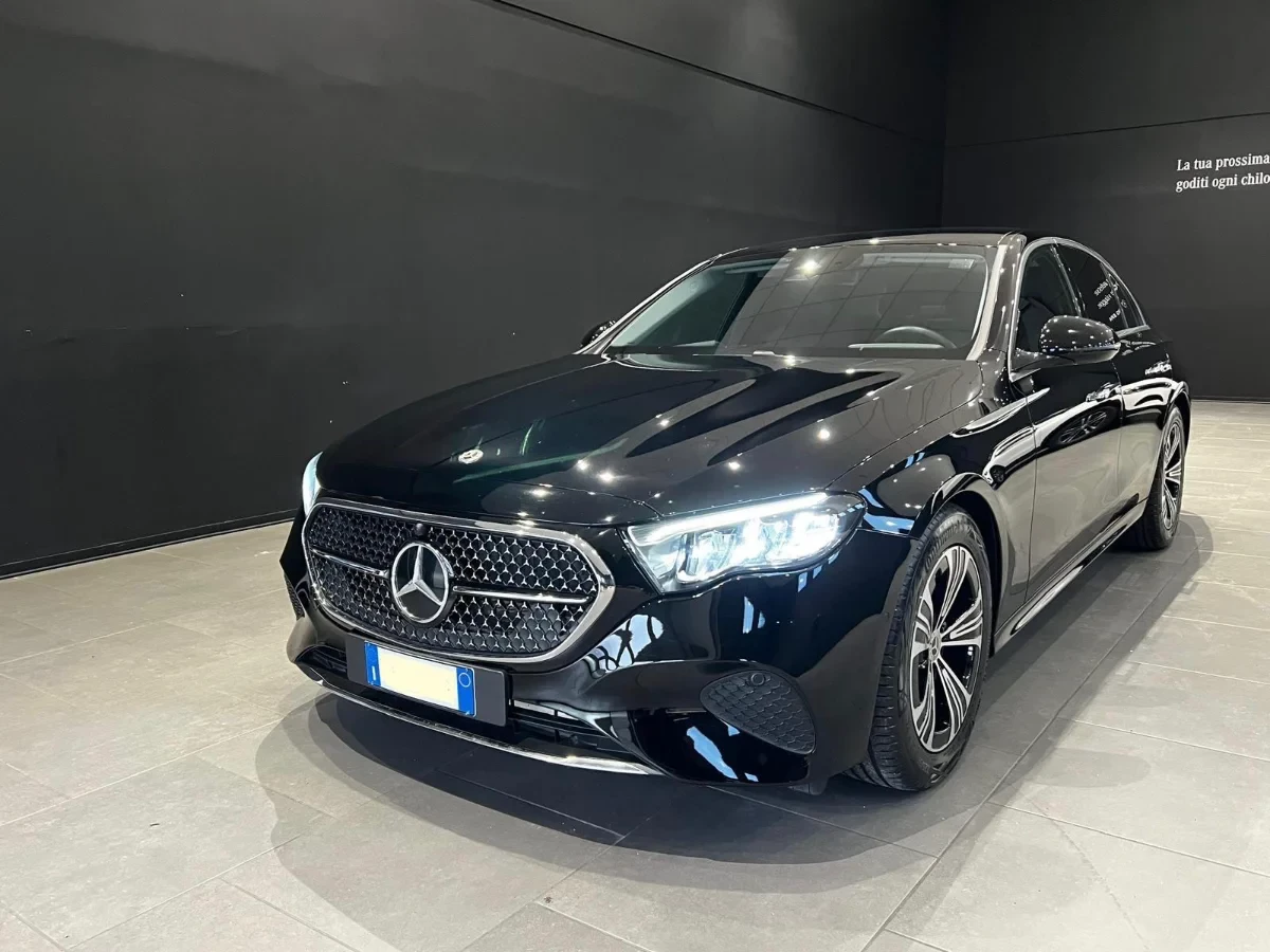 Mercedes-AMG Class E 2025 - Photo 2