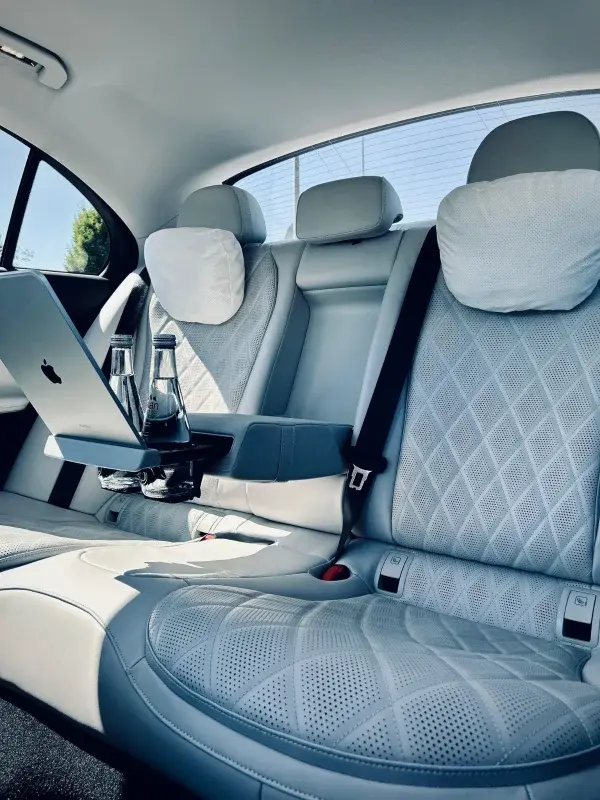 Mercedes-AMG Class E 2026 - Photo 2