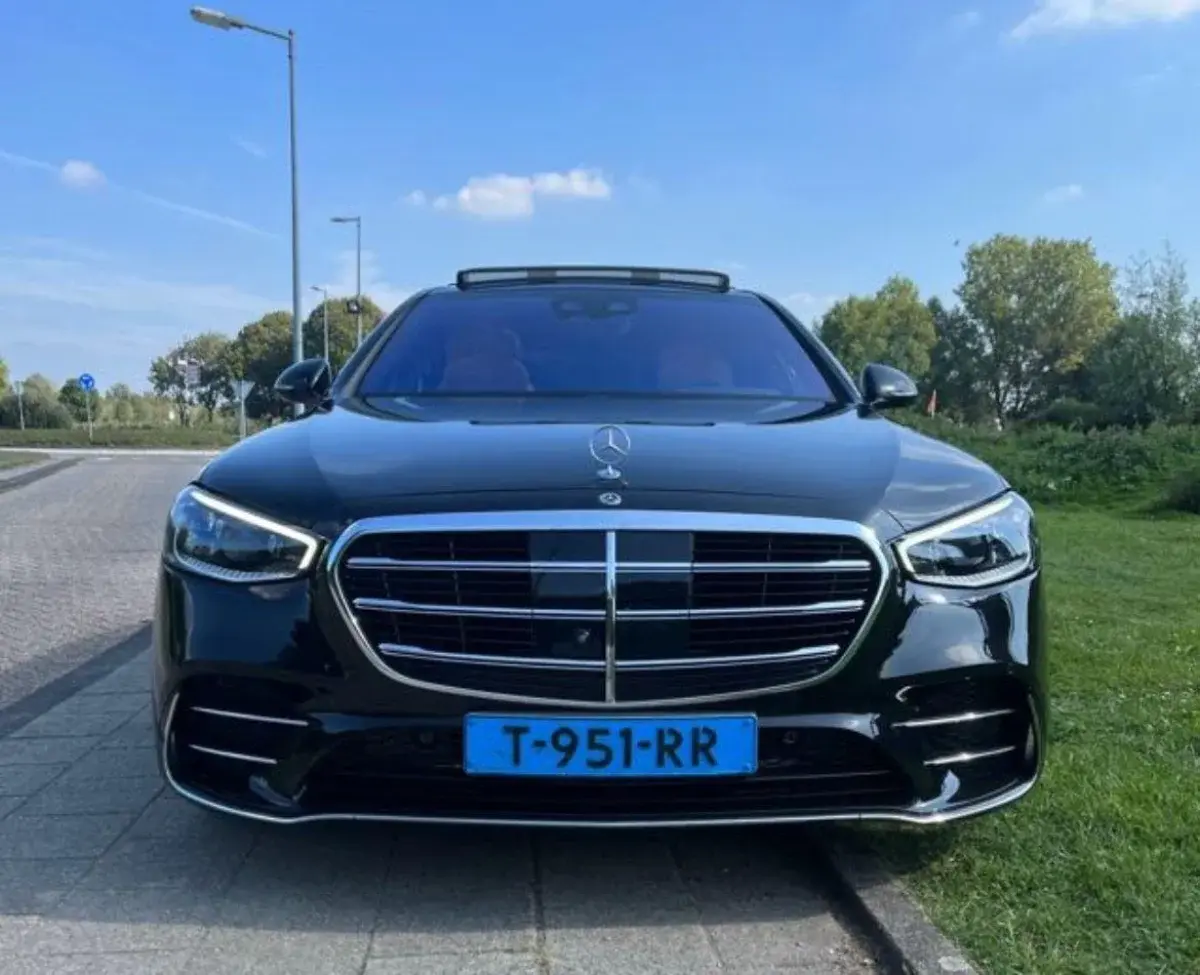 Mercedes-AMG S CLASS 2023 - Photo 3