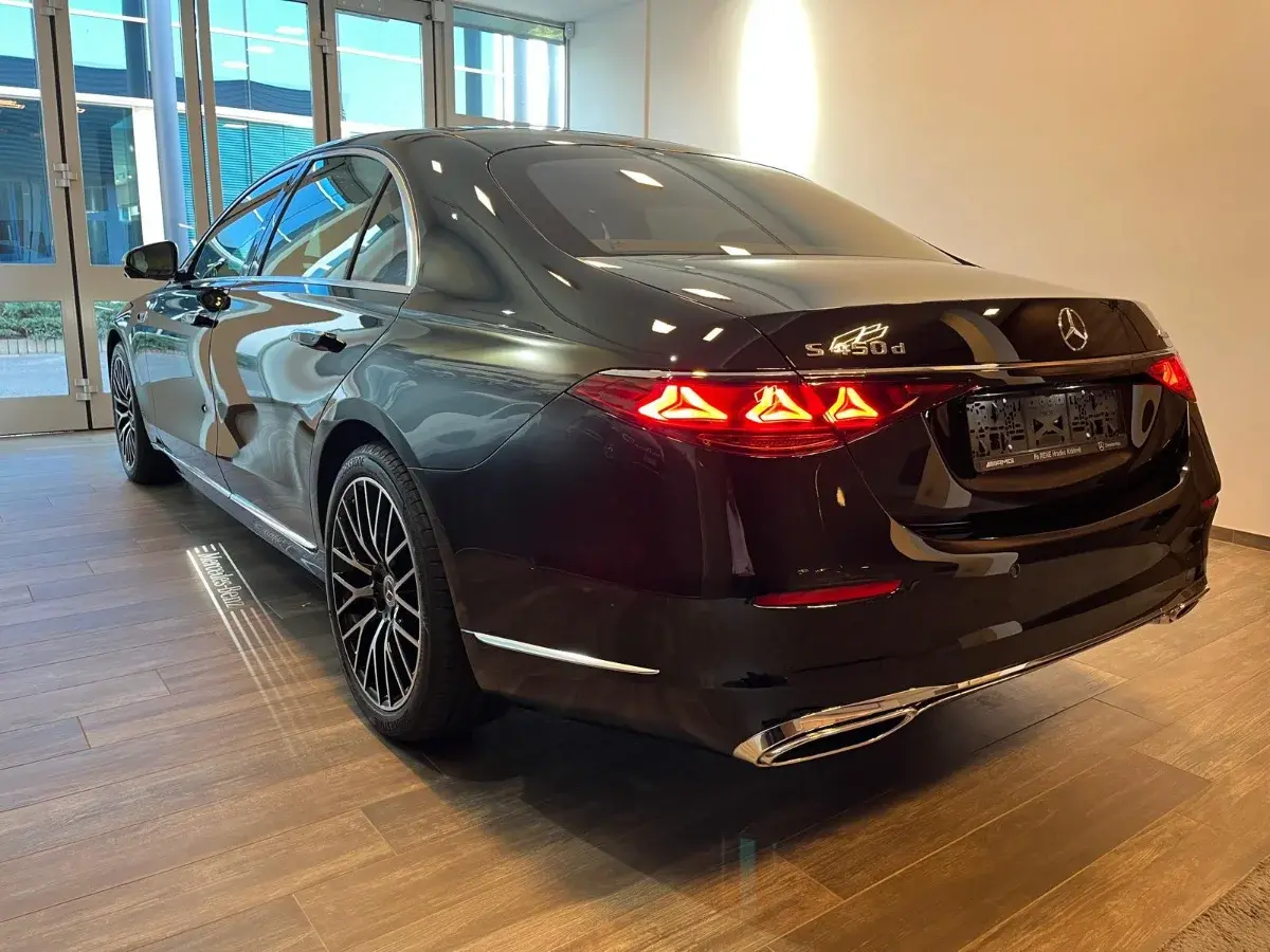 Mercedes-AMG S CLASS 2025 - Photo 3