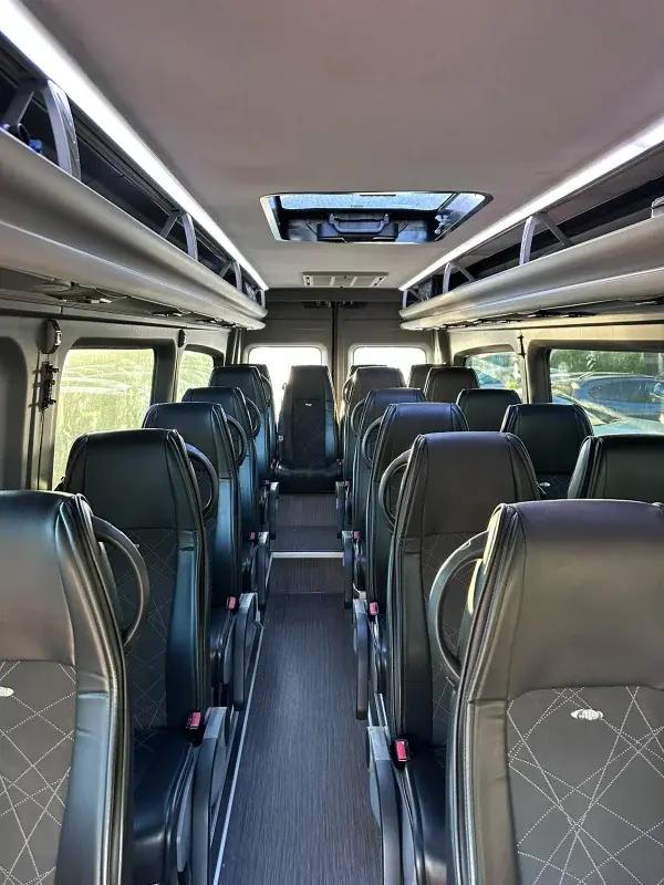 Mercedes-AMG sprinter 2024 - Photo 2